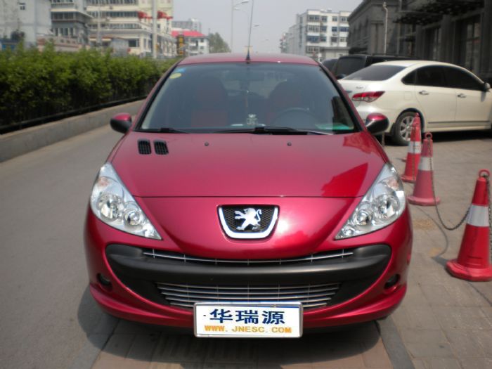 标致2072009款 两厢 1.4l 手动品乐版
