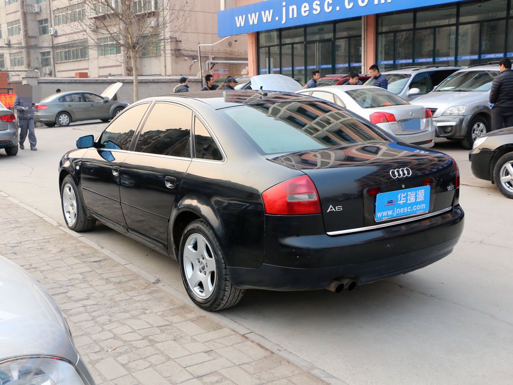 奥迪a62002款 1.8t手动5速