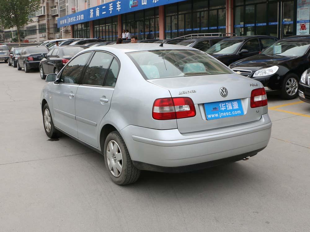 大众polo2004款 三厢 1.4l 自动豪华型