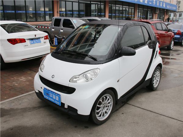 smart fortwo2011款 1.0t 手自一体 兔年特别版