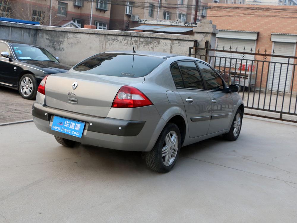 雷诺梅甘娜2006款 sedan 2.0 4at