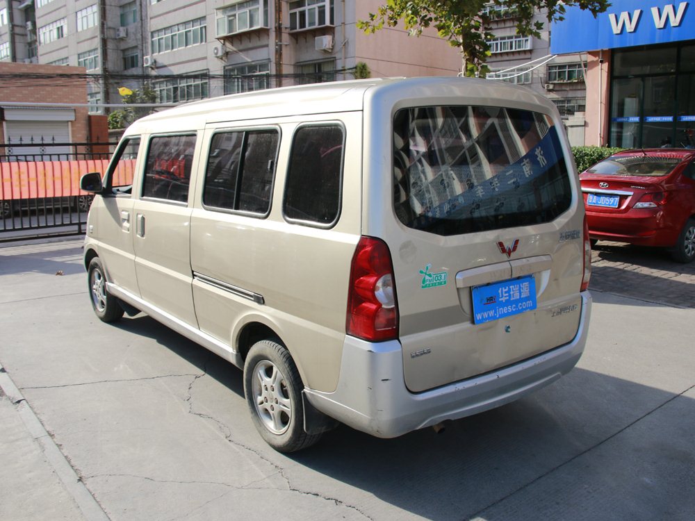 济南五菱汽车五菱荣光2012款 1.5L加长基本型