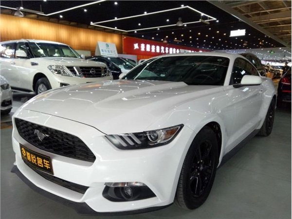 福特 野馬mustang 2012款 v6 3.7l 自動 普通版