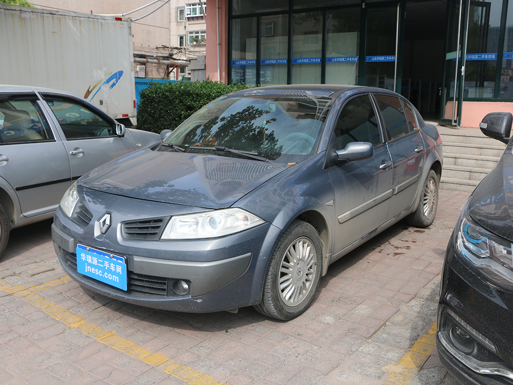 雷诺 梅甘娜 2006款 sedan 20 4at