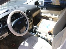 济南福特 福克斯 2005款 三厢 1.8L 手动经典型