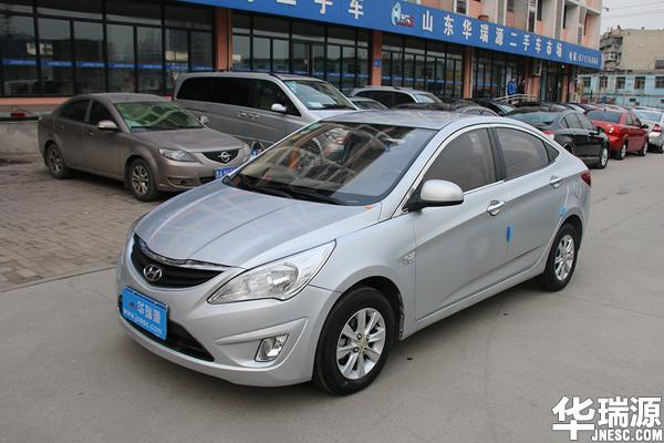 車型:現代瑞納 2011款 1.4 手動gl